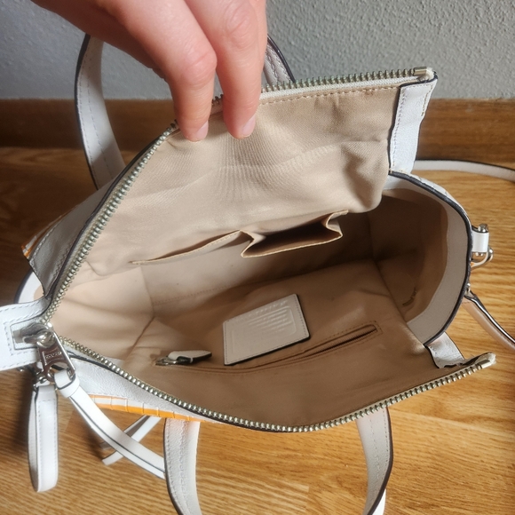 Coach Handbag/Crossbody - Picture 12 of 15